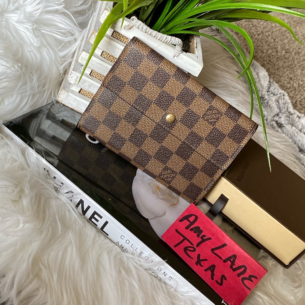 SOLD!! EBENE PORTE TRESOR PAPIERS TRIFOLD WALLET